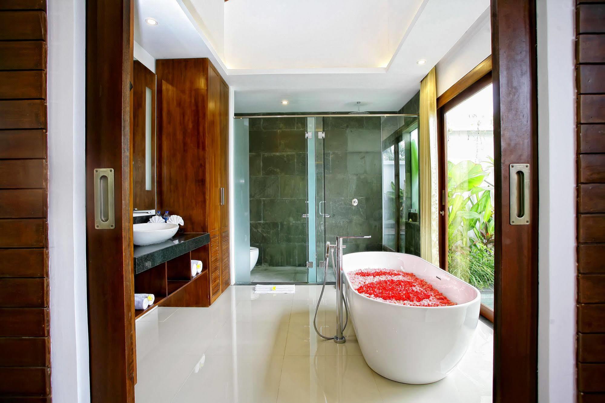 Anari Villas Kuta Legian  Exterior photo