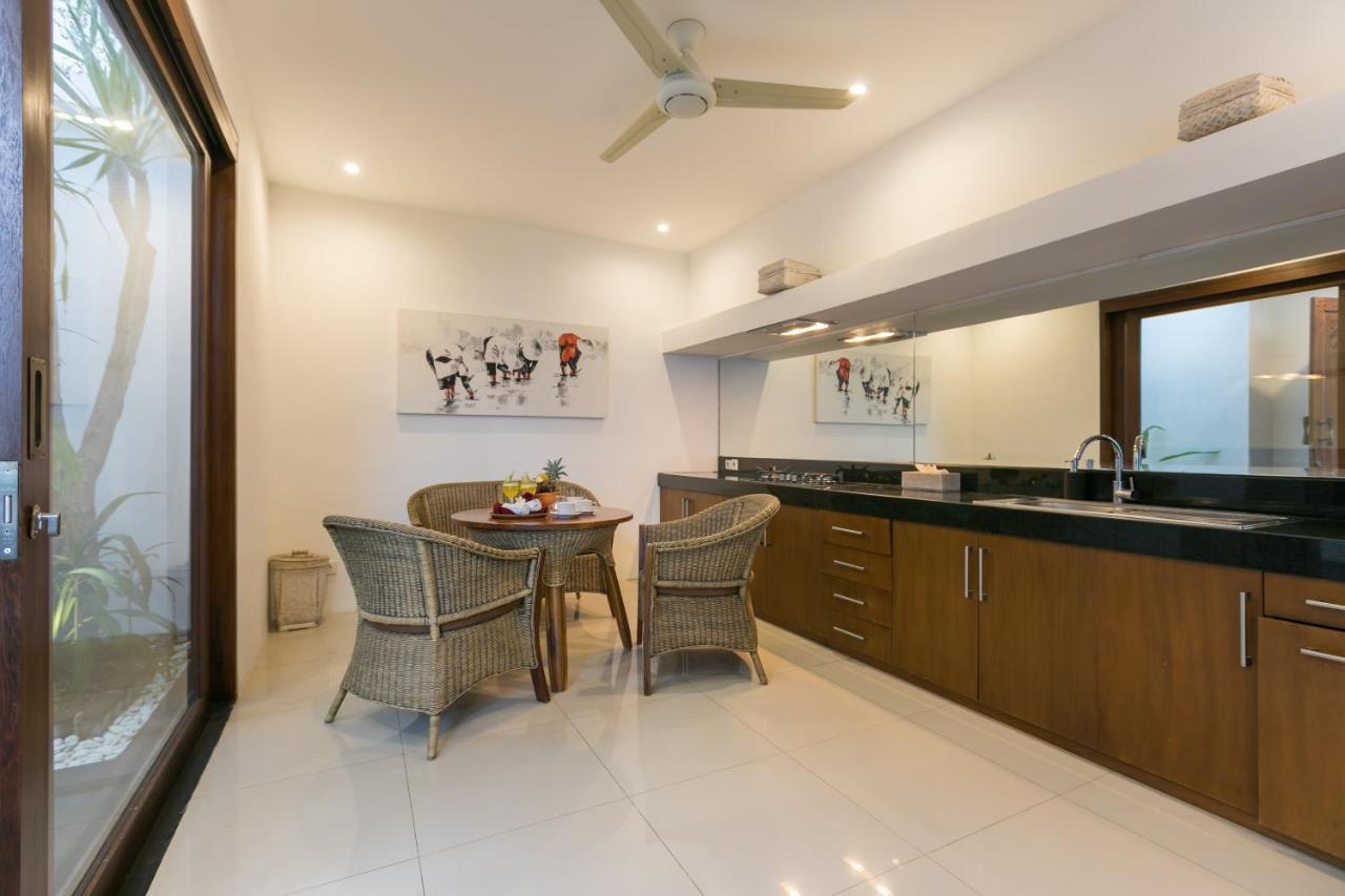 Anari Villas Kuta Legian  Exterior photo